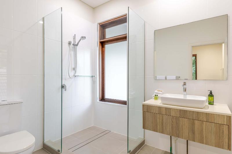 Tropic Villa at 2/42 Garrick Street - image 13