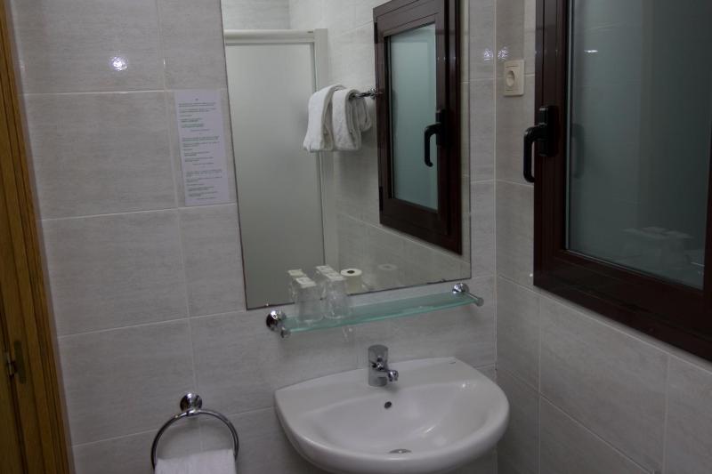 Interior Double Room without Views image 3