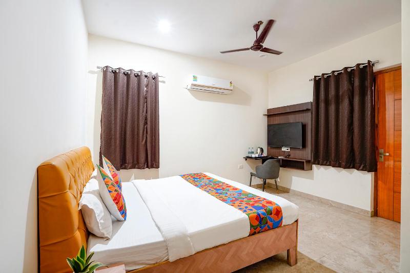 Divine Hotels & Banquets - image 18
