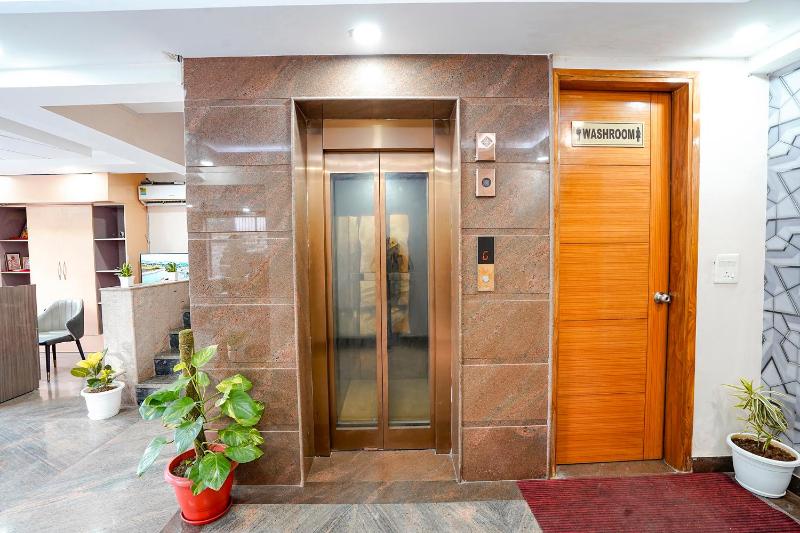 Divine Hotels & Banquets - image 10