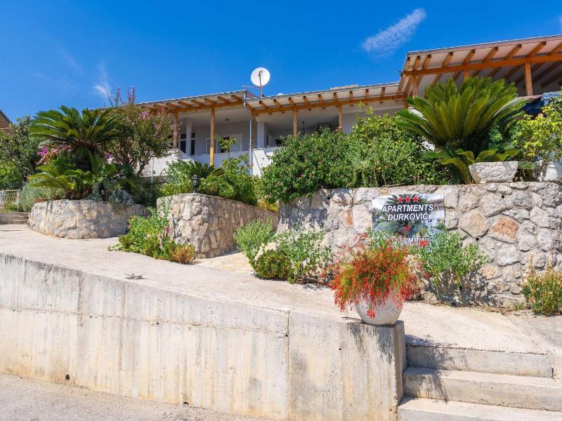 Apartments Djurkovic - Deluxe Studio with Balcony and Garden View - image 1