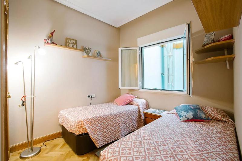 Modern apartment in Donostia 75 m² with jacuzzi. - image 6