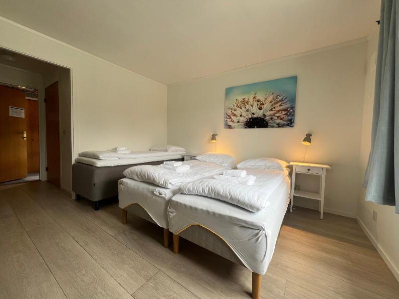 Standard Triple Room image 1