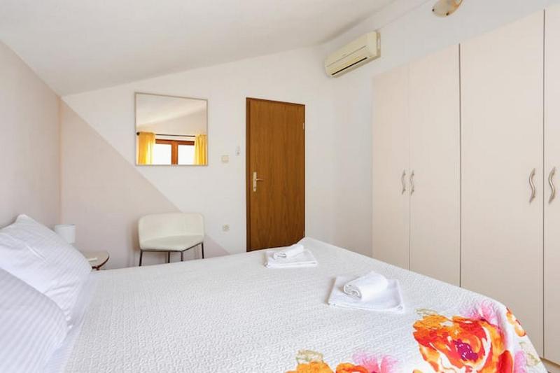 Holiday home Mons Aureus - image 13