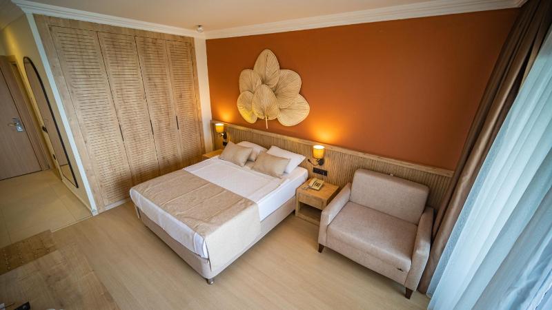 Superior Double Room image 1