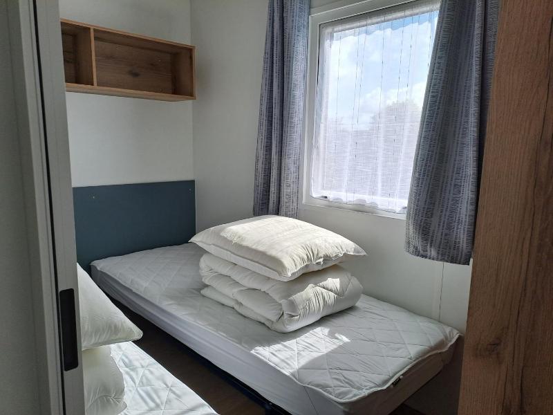 Mobile Home image 2