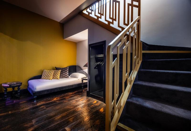 Quadruple Room - Split Level image 4