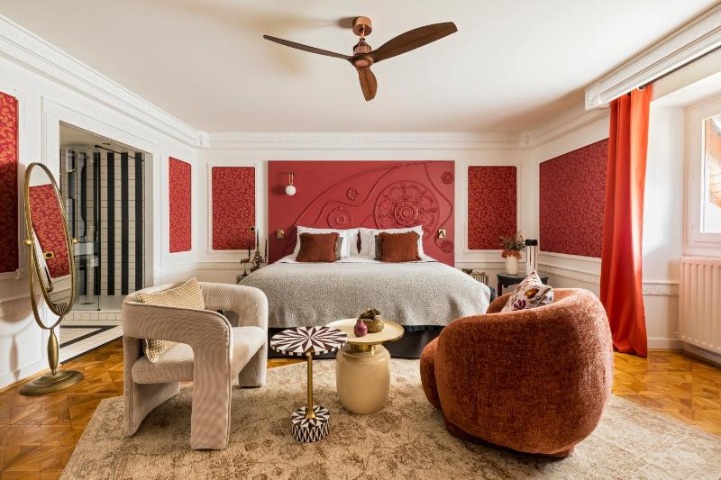 Prestige Double or Twin Room image 2