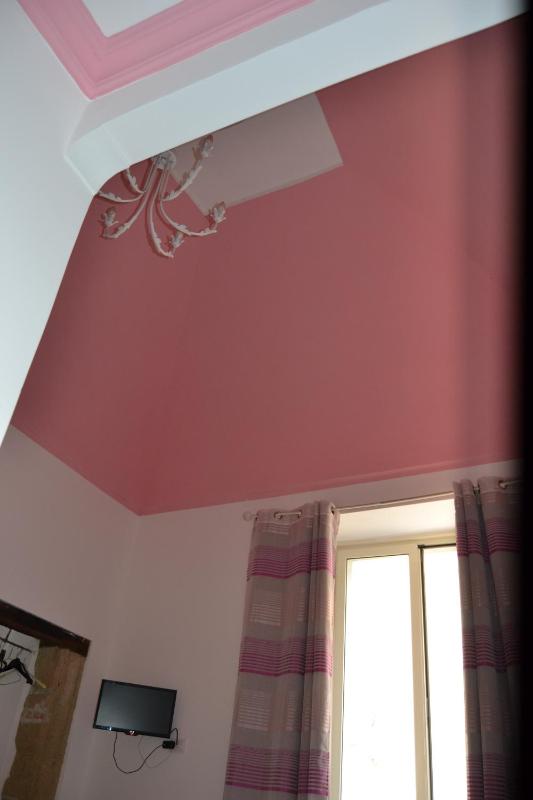 Double or Twin Room with Private Bathroom image 4