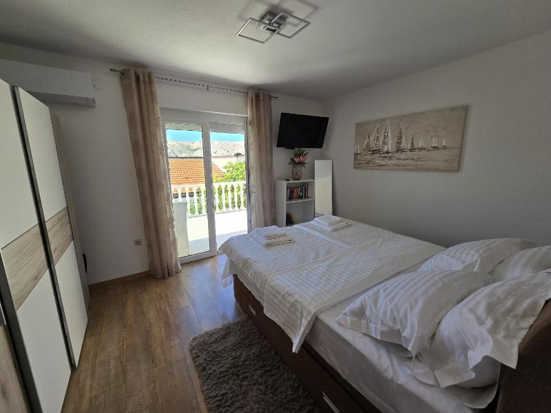 Apartment Benda - image 25
