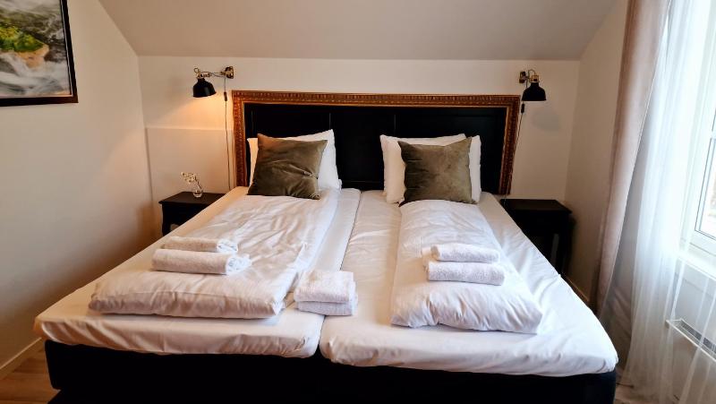 Double Room image 1