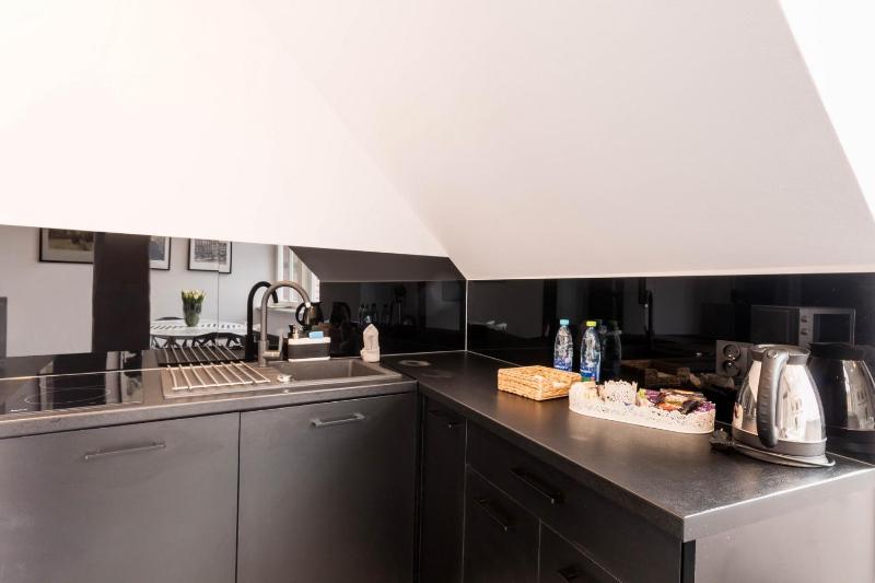 Apartment image 4