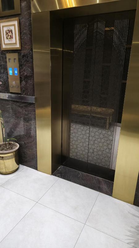 4 bedrooms furnished apartment in central Karachi - image 10