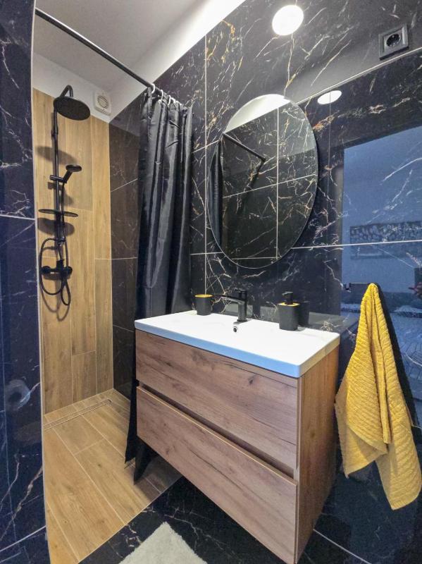 Apartment Milana - image 20
