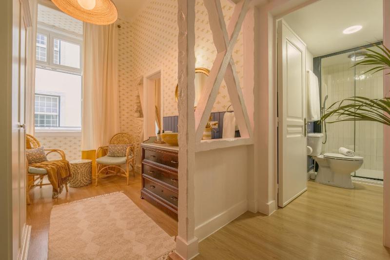 Deluxe Double Room image 4
