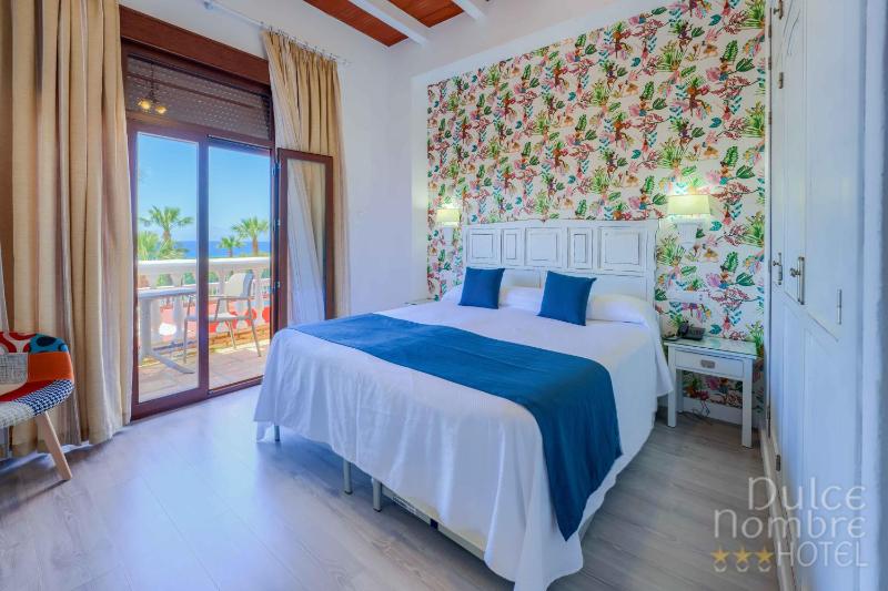 Double Room with Sea View and Terrace image 1