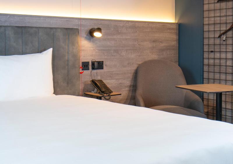 Standard Double Room - Mobility Access image 2