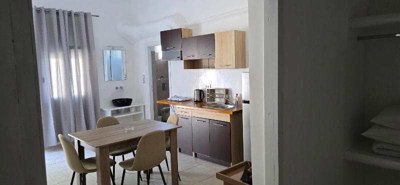 Apartment with Terrace image 2