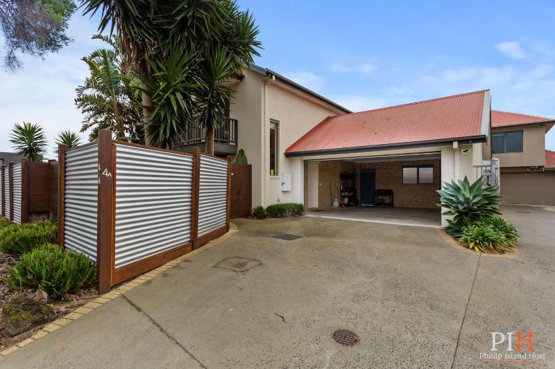 Kavavilla Cowes Close to Beach - image 17
