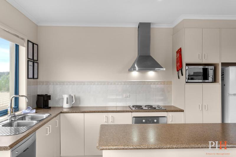 Kavavilla Cowes Close to Beach - image 2