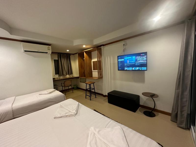The Ford SunSet Beach Resort - image 9