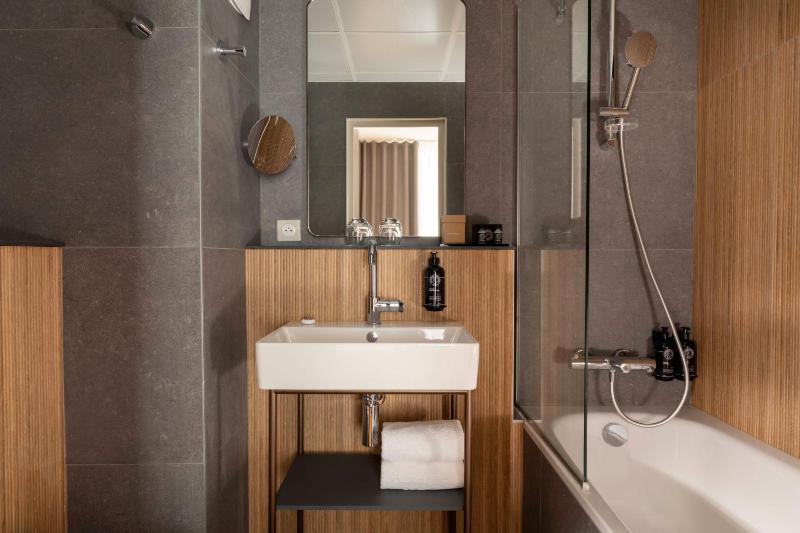 Superior Double Room image 4