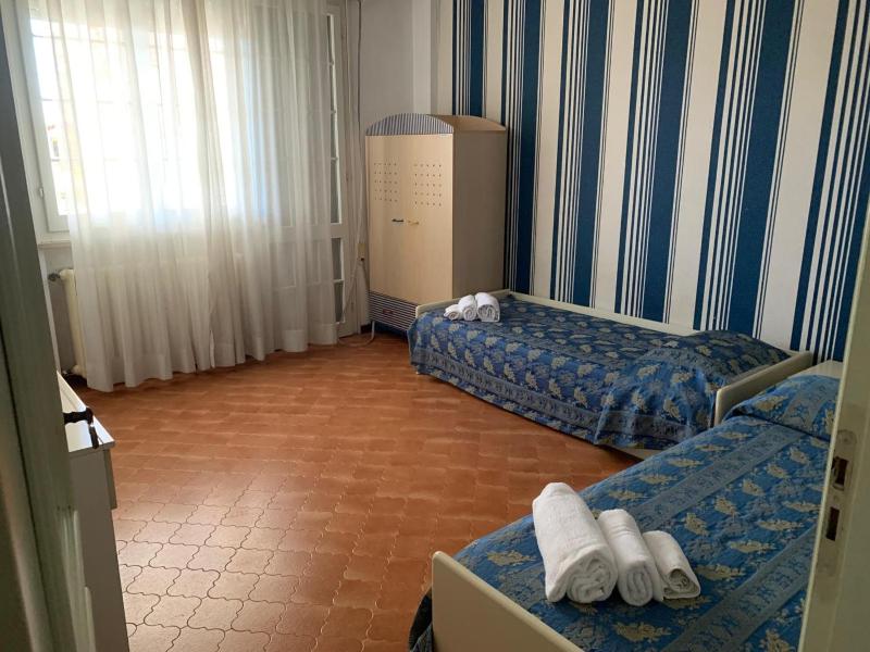 Two-Bedroom Apartment with Sea View image 2