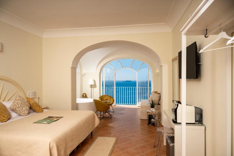 Villa Santa Chiara Positano Suites - image 47