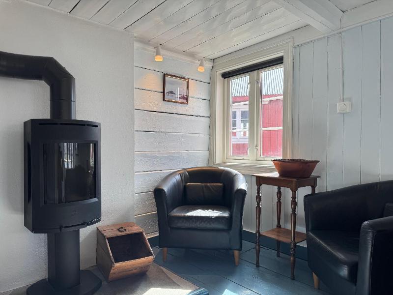 Superior cabin with sea view and balcony image 4