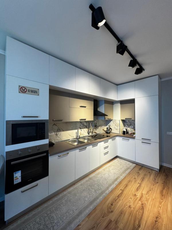 Sky & Sea View Luxury Apartments - image 11