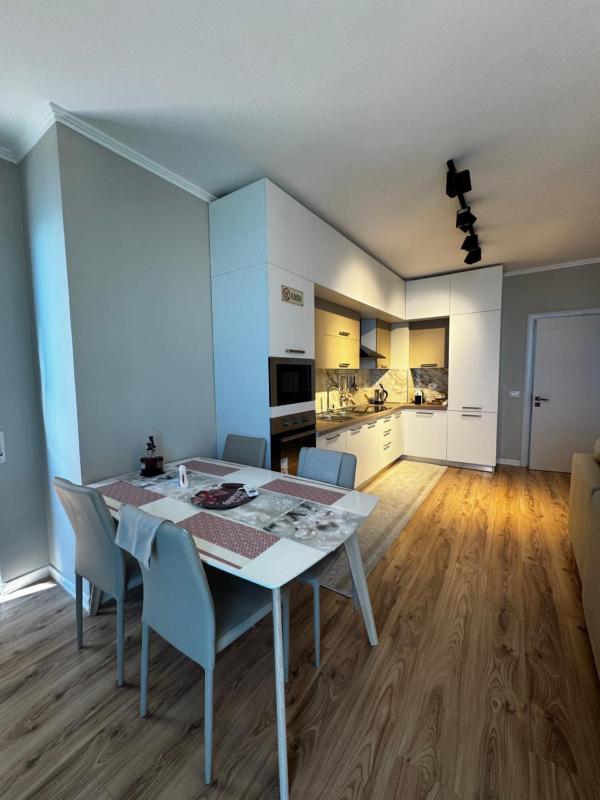 Sky & Sea View Luxury Apartments - image 6