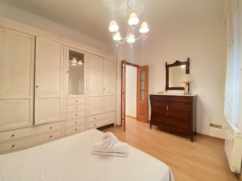 TH61 Apartamento vacacional Plaza de la Font - image 22