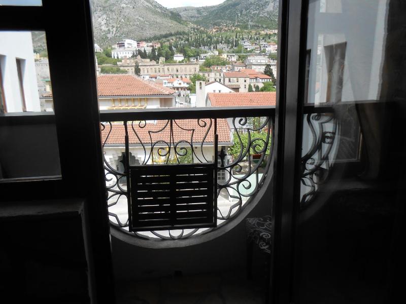 Triple Room with Balcony image 2