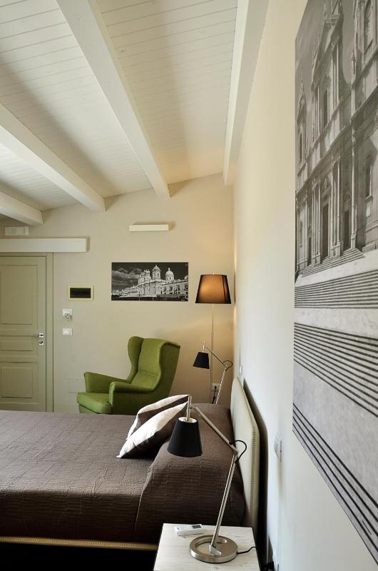 Junior Suite with Terrace image 2