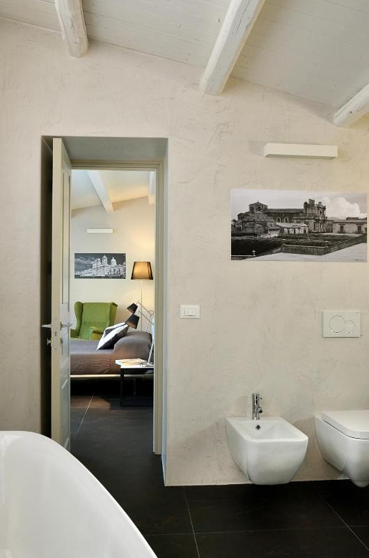 Junior Suite with Terrace image 4