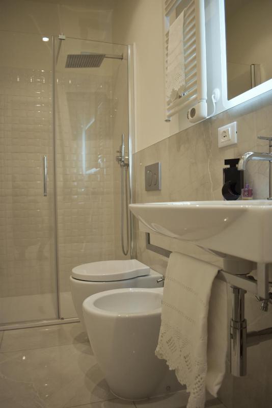 CATANIA LIVING ROOMS - image 48