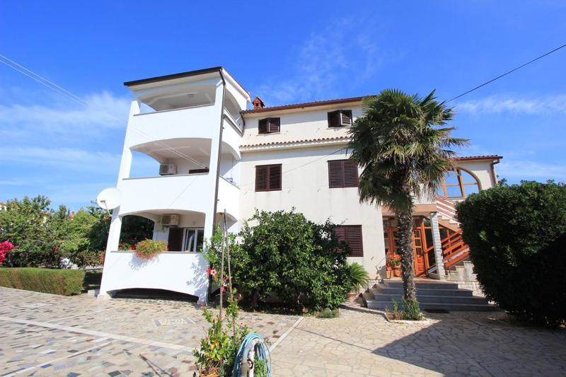 Apartments and Rooms Ana Pomer - image 45