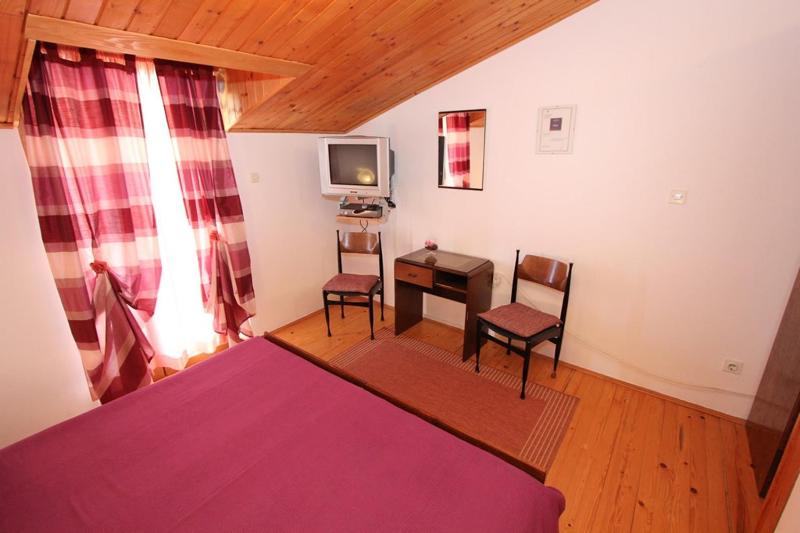 Apartments and Rooms Ana Pomer - image 11