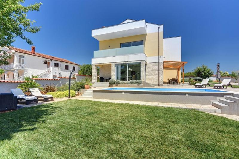Villa White - image 6