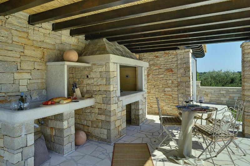 Villa Paradiso - image 1