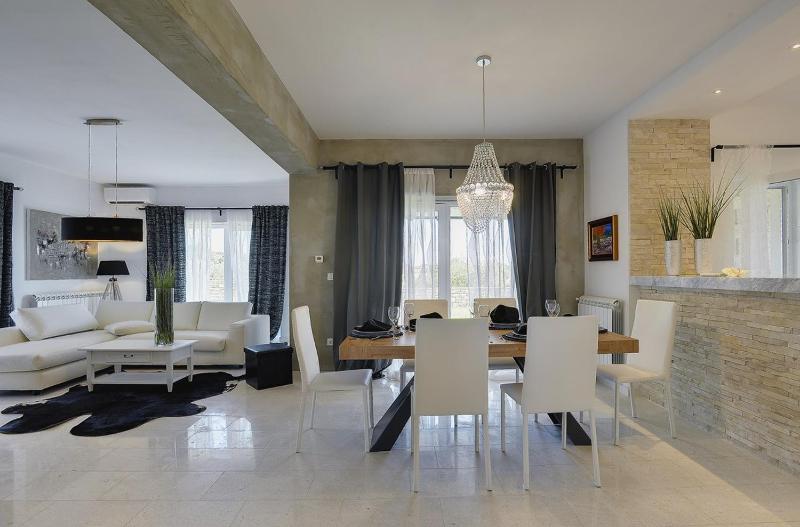 Villa Paradiso - image 35