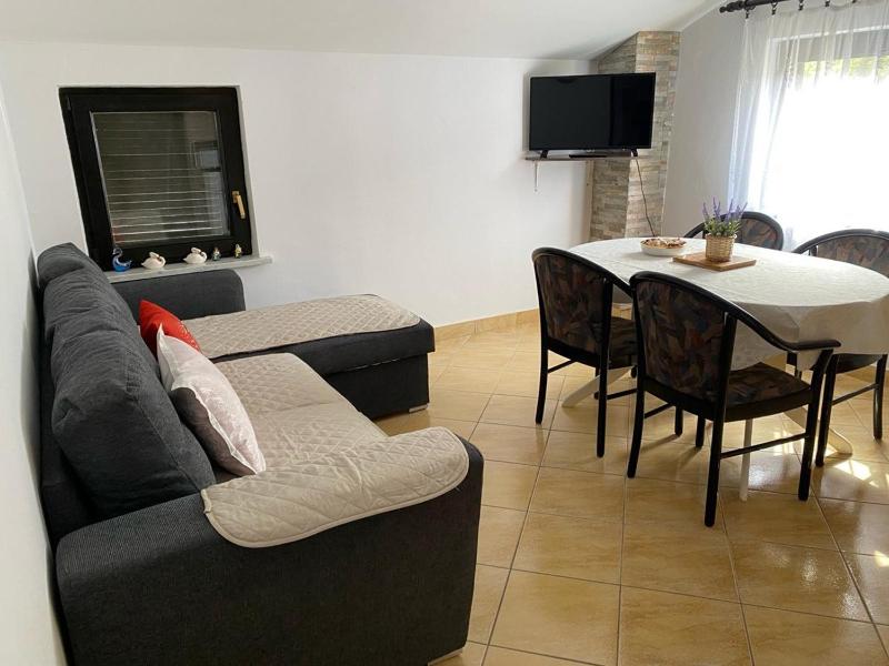 Apartment Orangina - image 24
