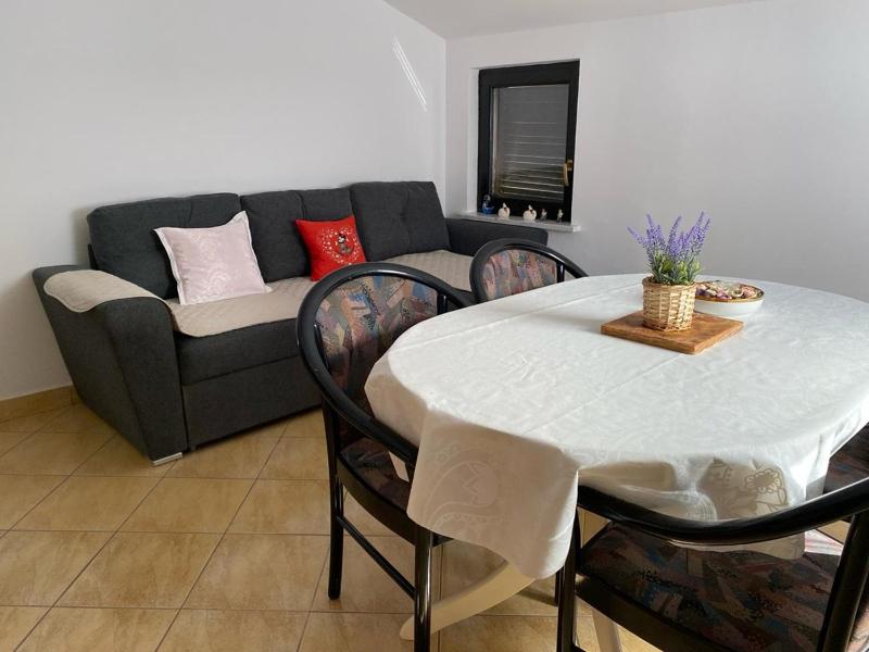 Apartment Orangina - image 19
