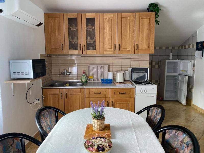 Apartment Orangina - image 13
