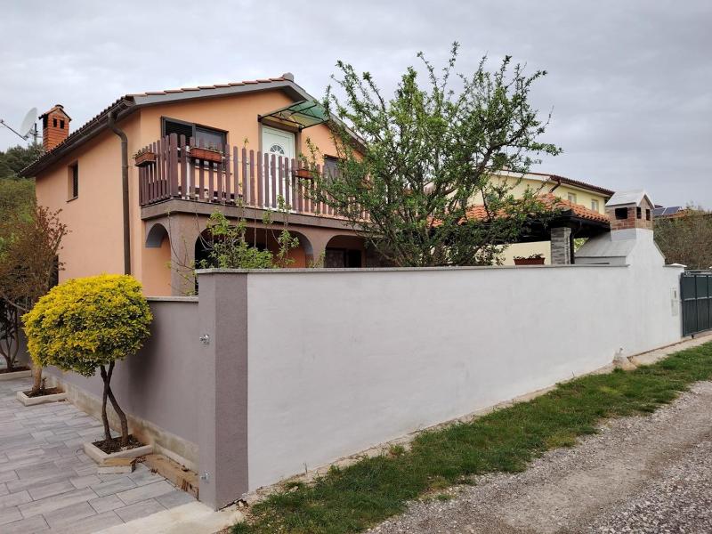 Apartment Orangina - image 6