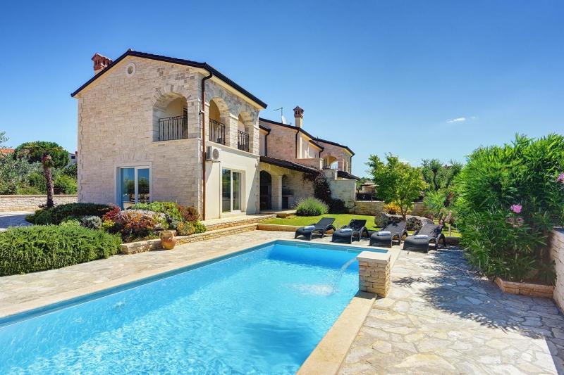 Villa Branka - image 32