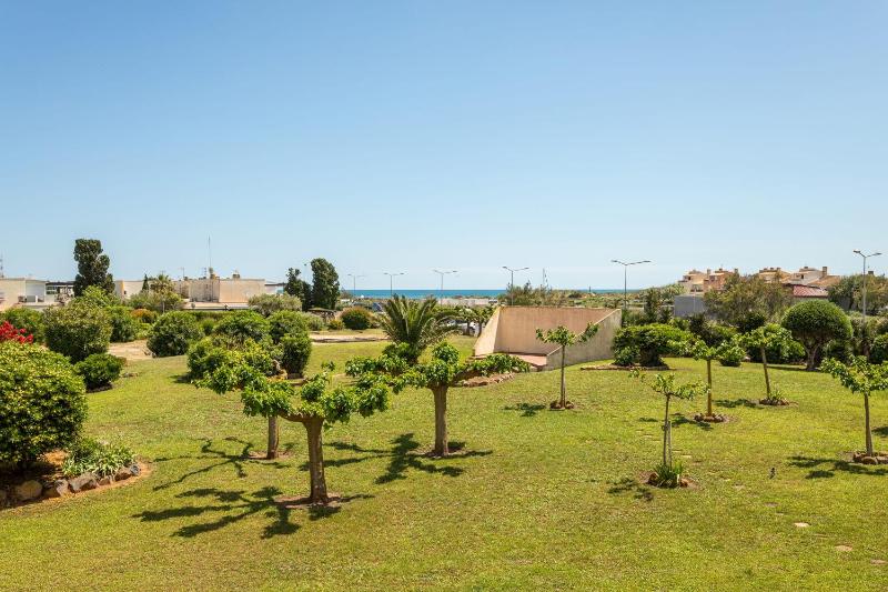 Emeraude Port Nature Sea and garden views in the heart of the Cap dAgde - image 7