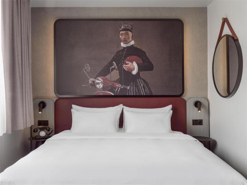 Net Zero Standard Room image 3