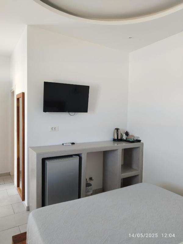 Nikos Rooms - image 7