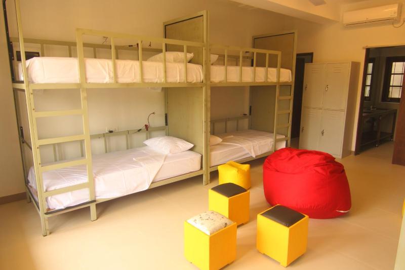JJ's Hostel Mirissa - image 5
